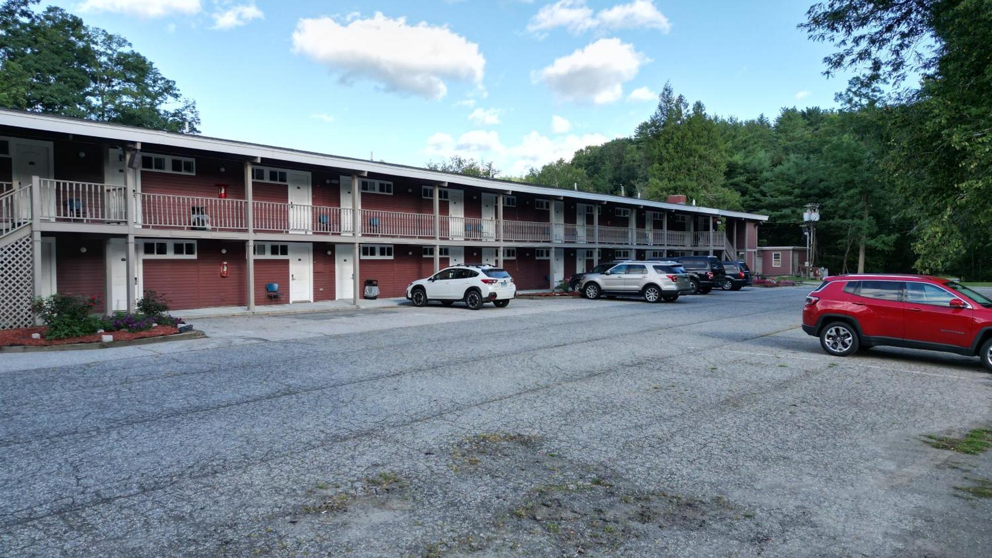 The Putney Inn Εξωτερικό φωτογραφία